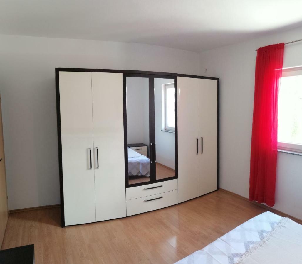 Apartman Rosanda Posedarje Exterior foto