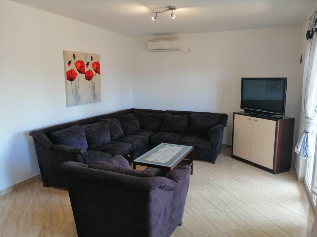 Apartman Rosanda Posedarje Exterior foto
